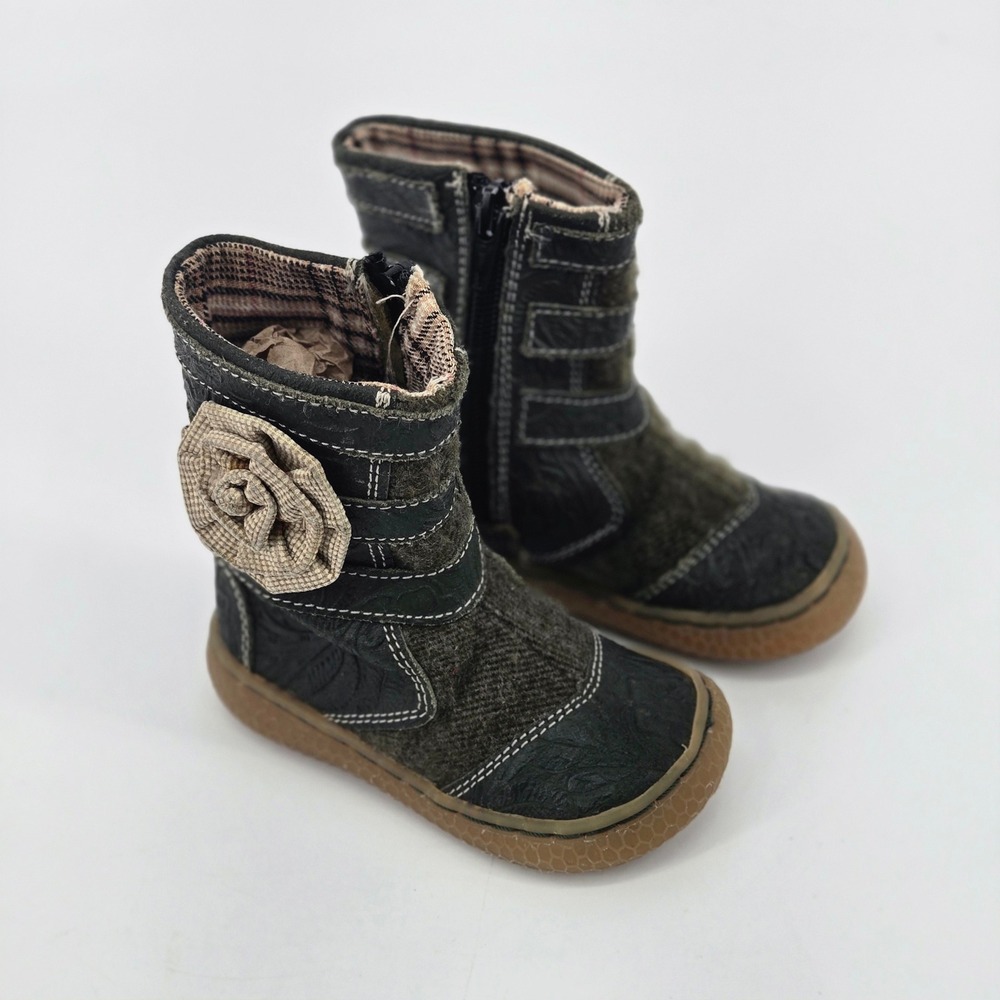 Livie & Luca Toddler Girls Black Embossed Floral Leather Flower Ankle Boots 4